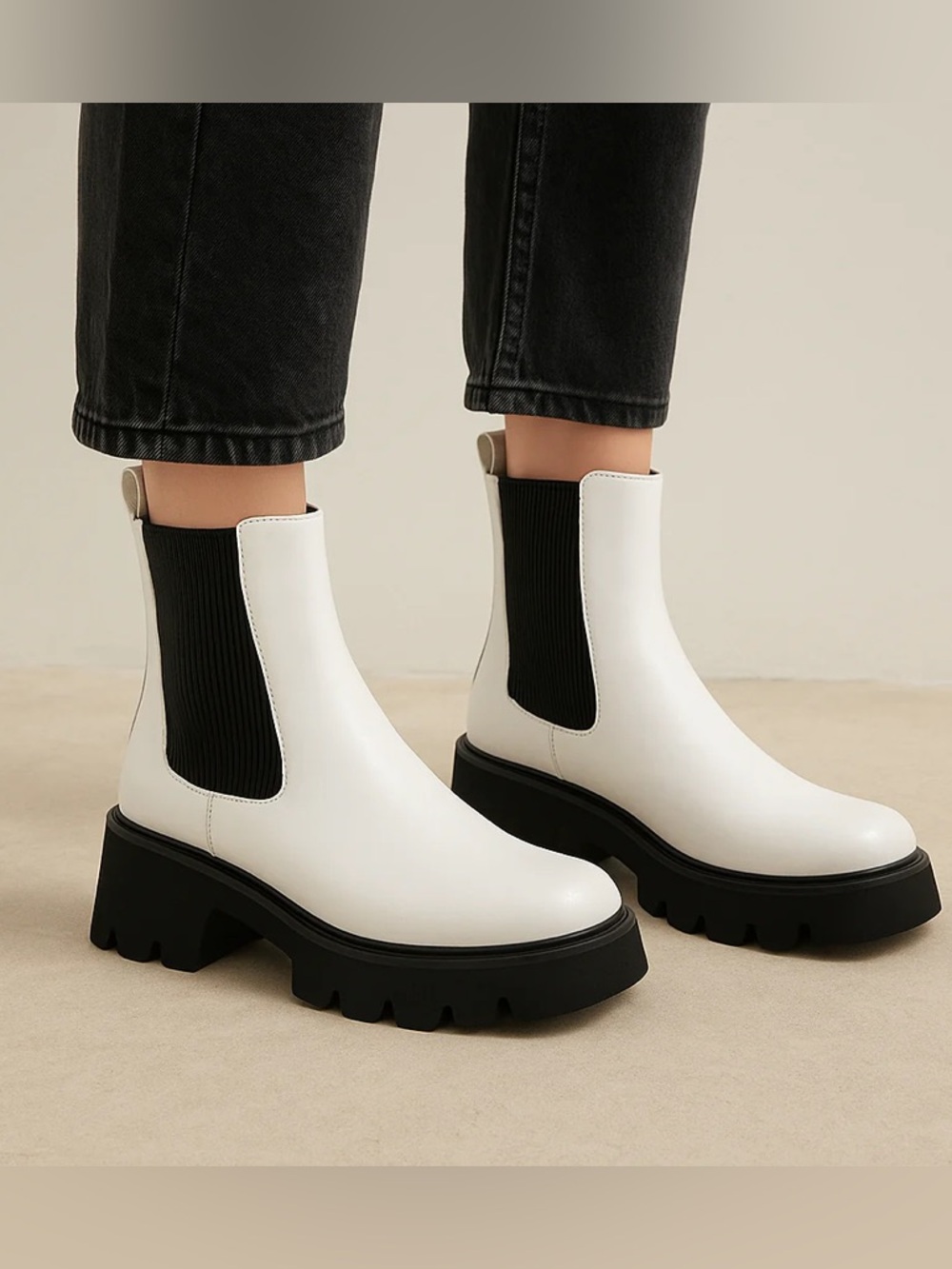 DJANGO & JULIETTE BARAKIOS WHITE Leather Chelsea‎ Boot